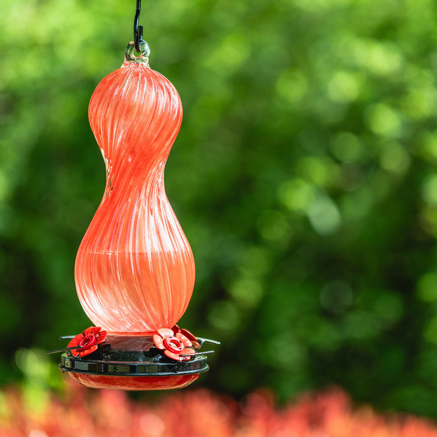 Muse Garden Hand Blown Glass Hummingbird Feeder, 24 OZ, Gifts for Mom, Red