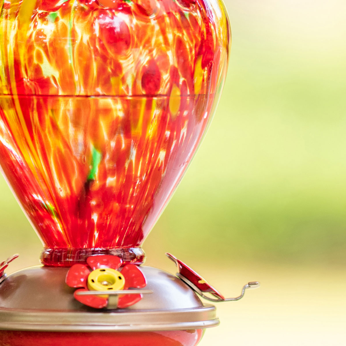 Muse Garden Hand Blown Glass Hummingbird Feeder, 34 Ounces, Red Fireworks